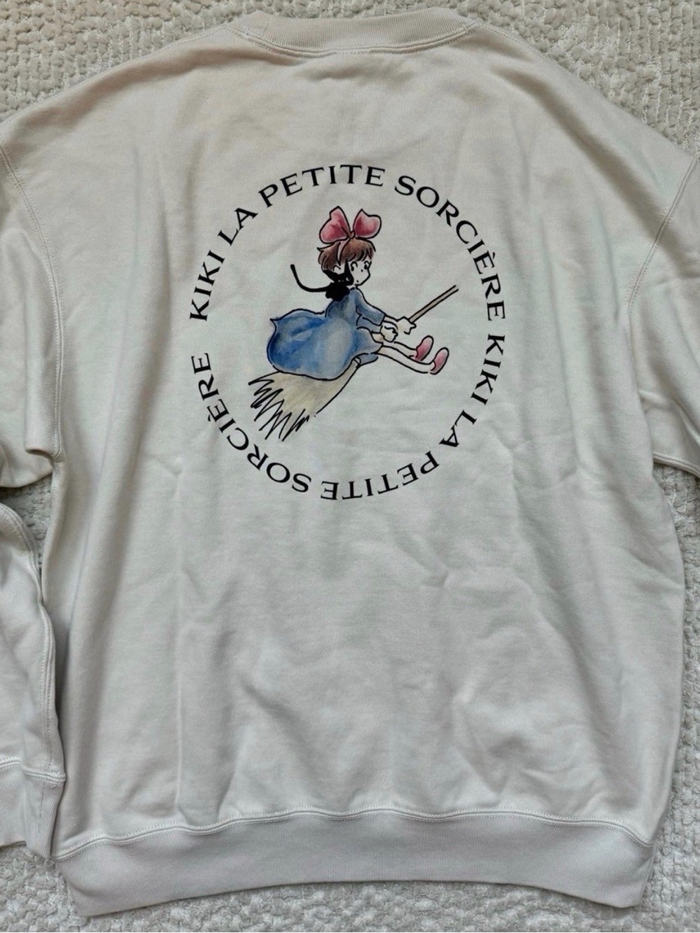 Kiki’s Delivery Service La Petite Sorcière Crewneck Sweatshirt UNIQLO COLLAB